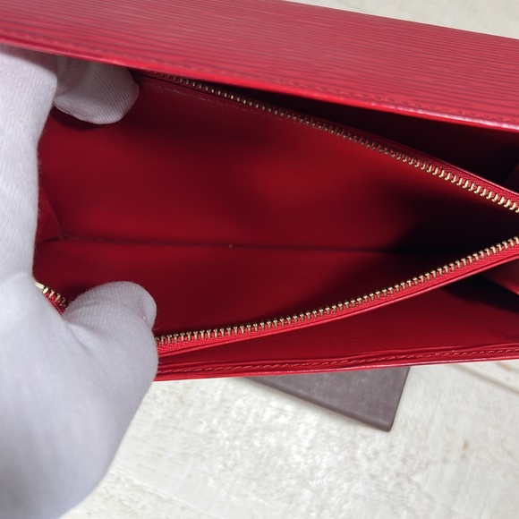 Louis Vuitton Epi Red Long Wallet ✅COA Included - Picture 11 of 16